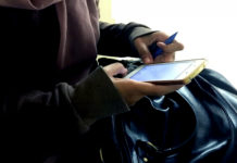 Pengaruh Smartphone Terhadap Kehidupan Sosial Budaya